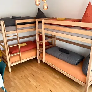 Gemütliches / Garten / In Geteilten Haus / Nahe Zentrum Privatunterkunft München